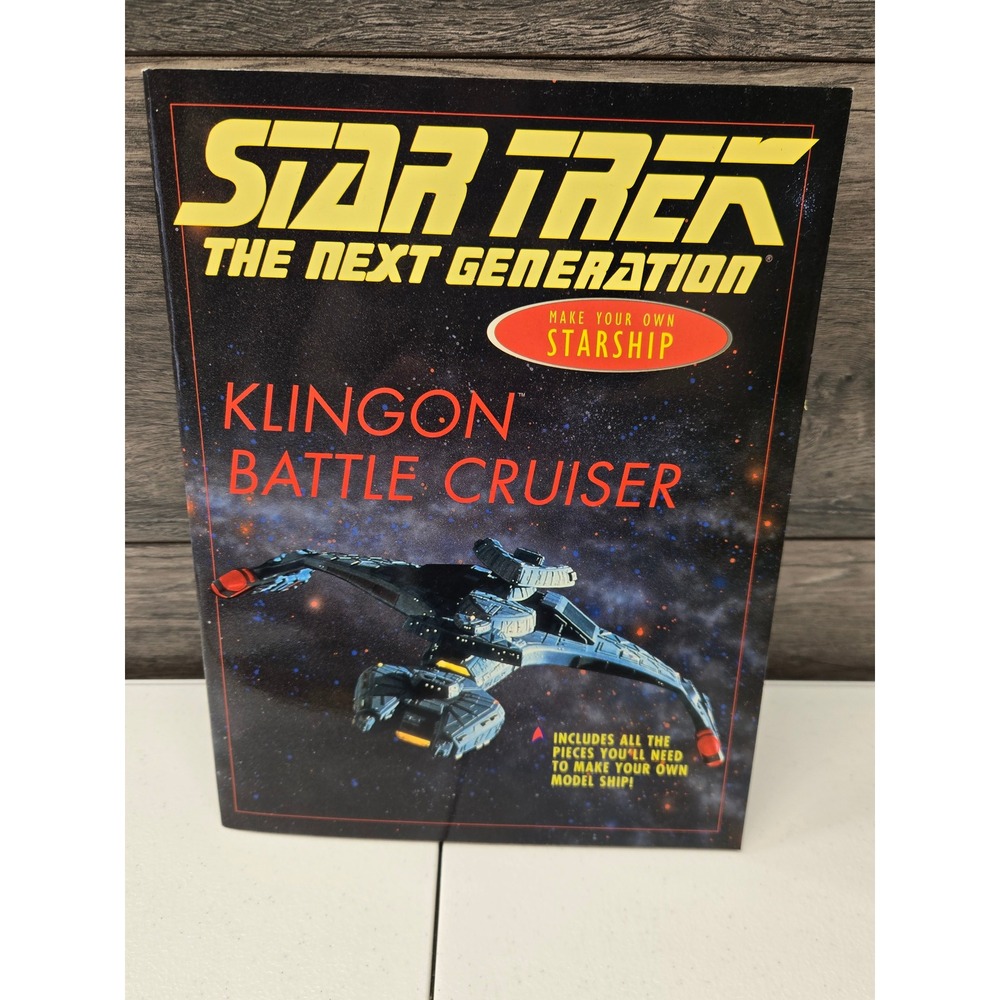 Star Trek TNG Klingon Battle Cruiser Make Your Own Starship Paper Model Book1996